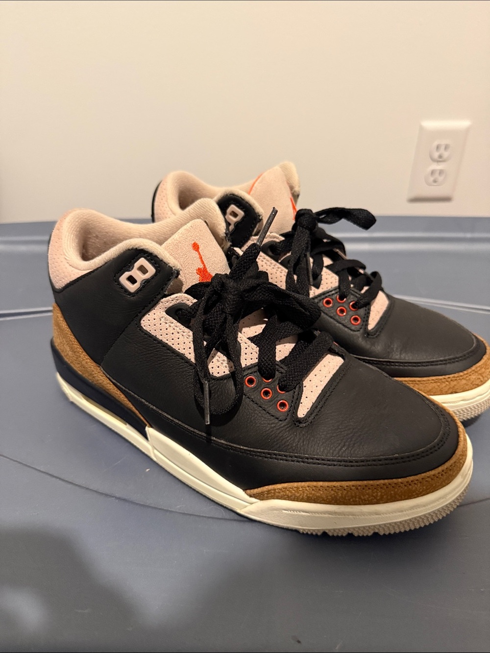 Jordan Men's Black, Pink & Brown Athletic Basketball Shoes